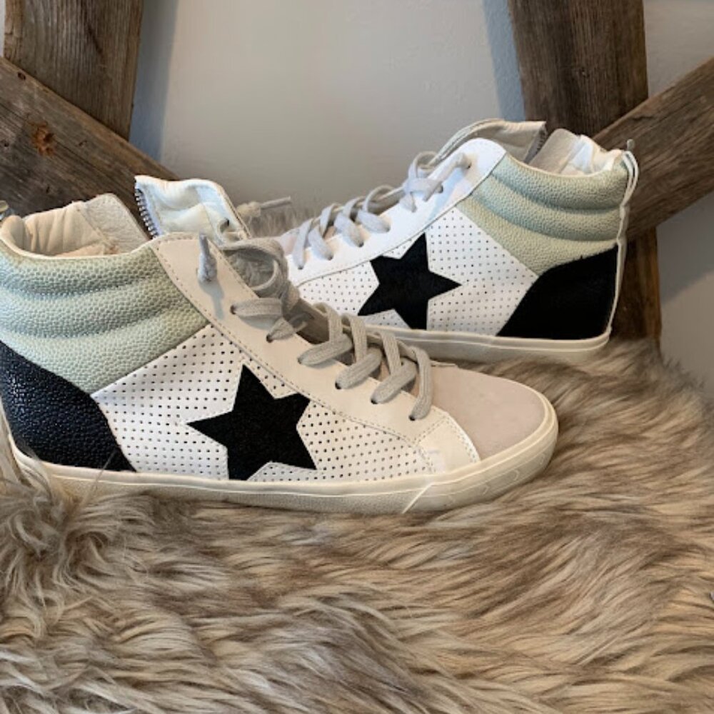 Vintage Havana 'Lester' mid-top sneaker-pebbled 2 -tone;size 10